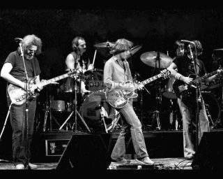 The " Grateful Dead " In Concert Jerry Garcia Bob Weir - 8x10 Photo (fb - 445)