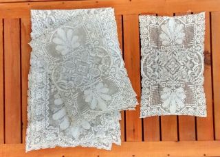 Vintage Filet Lace Ornate Handmade Knotted Matching Placemats Table Runner Set