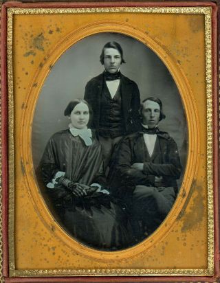 3 People In A Well Composed Large Size Half Plate Daguerreotype Dag