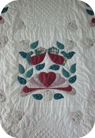 Vintage Handmade Hearts & Bird QUILT Rose & Green 106 