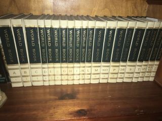 Vintage World Book Encyclopedia Set Hardcover 1960 A - Z 20 Volumes