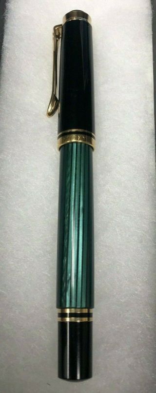 Pelikan Souveran Black And Green Striped 18k Gold Nib Fountain Pen