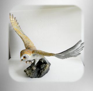 Boehm Limited Edition Bird Figurine - Large Barn Owl With Wide Wingspan