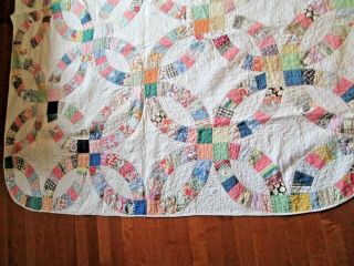 VINTAGE HANDMADE DOUBLE WEDDING RING QUILT 82 