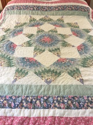 Vintage Hand Crafted Hand Quilted Broken Star Quilt 65 " X 83 "
