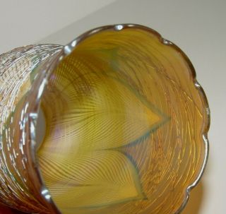 Antique Durand Quezal Threaded Pulled Feather Art Glass Student Lamp Shade 5