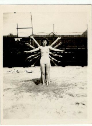 Gorgeous Women Girls In Bikinis Beach Star Photo Pose Vintage 1940 