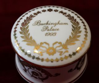 1993 Buckingham Palace,  English Bone China,  Trinket Box Souvenir -