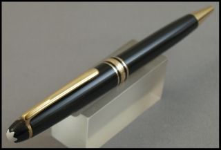 Near Montblanc Meisterstuck Classic 164 Pix Black And Gold Ball Point Pen