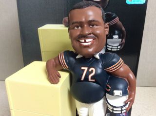 Forever Collectibles Chicago Bears William “Refridgerator” Perry Bobblehead 3
