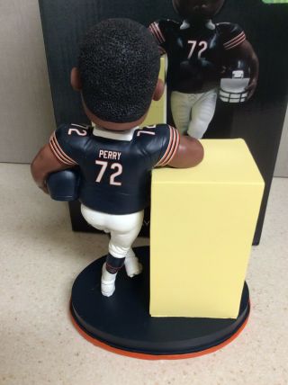 Forever Collectibles Chicago Bears William “Refridgerator” Perry Bobblehead 6