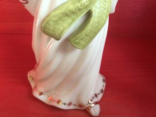 Lenox FIRST BLESSING NATIVITY Water Boy 12kt Gold Detailing 4