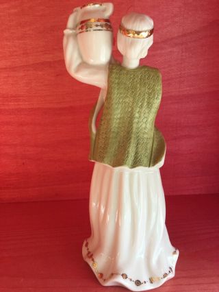 Lenox FIRST BLESSING NATIVITY Water Boy 12kt Gold Detailing 6
