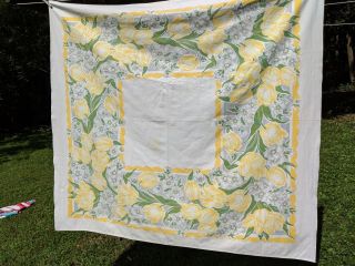 Vintage Mid Century Callaway Yellow Floral Tablecloth 50.  5 " X 46 "