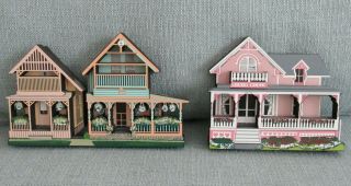 2 Sheila Collectible Gingerbread Victorian Houses - Oak Bluffs,  Martha 
