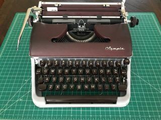 Vintage Two - Tone Olympia Sm3 Deluxe Portable Typewriter - For Repair