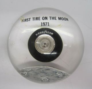 Vtg 1971 First Tire On Moon Goodyear Lucite Paperweight Apollo 14 Lunar Rover