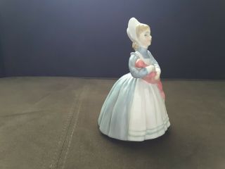 Royal Doulton RAG DOLL Victorian Nurse Nanny w/ Baby Doll Figurine HN 2142 EUC 2