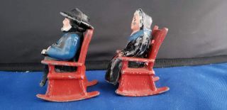 Vintage Cast Iron Amish Rocking Chair Figure Grandma Grandpa Salt Pepper Shaker 4