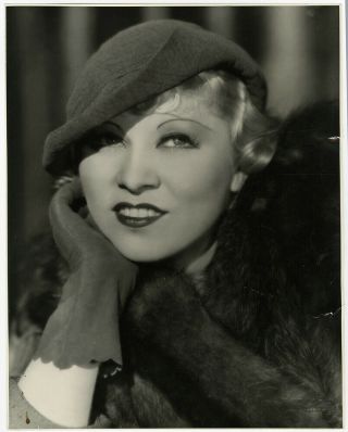 Bawdy Hollywood Sex Symbol Mae West 1933 Vintage Large E.  R.  Richee Photograph