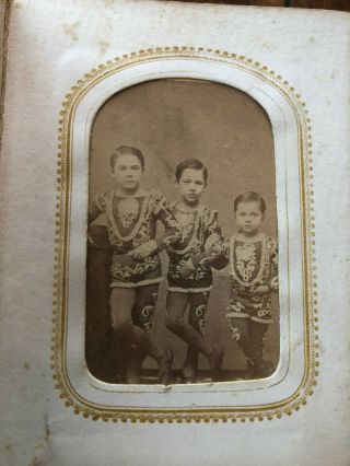Antique Photograph Album With 24 Cdv Images - Civil War Era