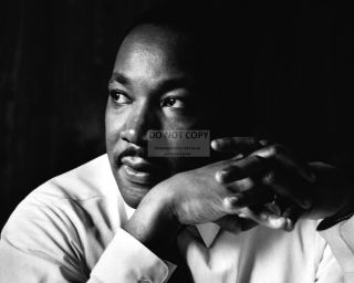 Dr.  Martin Luther King,  Jr.  Civil Rights Leader - 8x10 Publicity Photo (ww086)