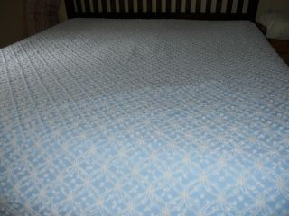 Vintage Chenille Bedspread White Blue Full
