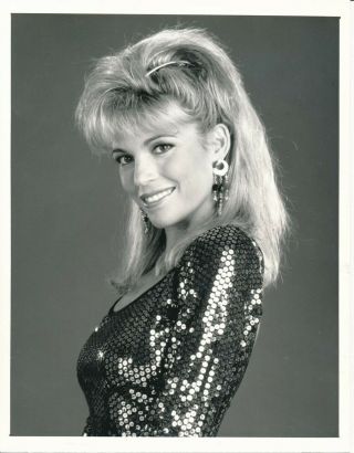 Vanna White 1989 Cbs - Tv 7 X 9 Glamour Press Photo Wheel Of Fortune Vv
