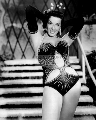 Jane Russell In The 1953 Film " The French Line " - 8x10 Publicity Photo (da - 290)