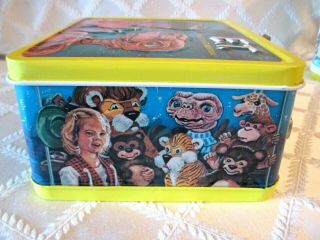 1982 - E.  T.  THE EXTRA TERRESTRIAL METAL LUNCHBOX & THERMOS - - 99.  9 5
