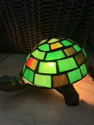 EUC VIntage Tiffany Style Stained Glass Turtle Tortoise Accent Lamp Night Light 5