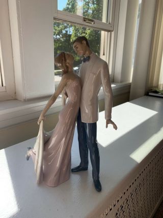 Lladro Happy Anniversary Couple Figurine 06475