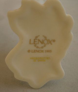 LENOX NATIVITY LAMB FIGURINE 1995 RARE RETIRED PORCELAIN CHINA IVORY 24K GOLD 5