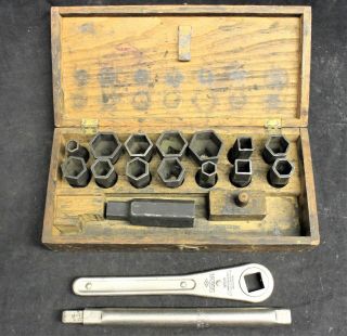 Antique Frank Mossberg No.  355 Model T Tool With Wooden Box