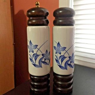 Vintage Delft White & Blue Flowered Salt And Pepper Shaker Grinder Set