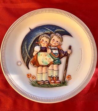 Hummel 1st Edition 1975 Stormy Weather Anniversary Plate By Goebel West Germany