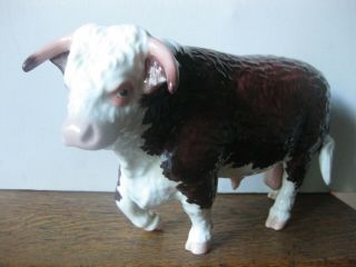 Hereford Bull Figurine Gloss Porcelain Beswick Breyer?? 10 " Long Painted