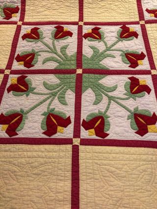 Vintage 1940’s Handmade Twin Full Size Quilt Tulips Shabby