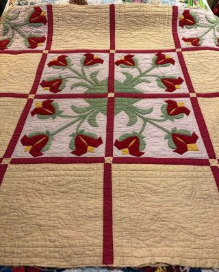 Vintage 1940’s Handmade Twin Full Size Quilt Tulips Shabby 2