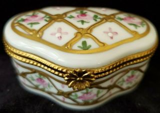 Vintage Limoges Porcelain Trinket Triangle Box Hinged White W/gold & Pink Roses