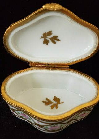 Vintage Limoges Porcelain Trinket Triangle Box Hinged White w/Gold & pink roses 3