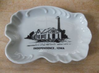 Small Vintage White Ceramic Trinket Size Dish Advertising Independence,  Iowa 5
