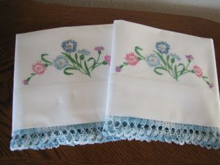Vintage Pillowcases Embroidered & Crocheted Spray Of Asters Exquisite