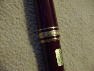 Mont Blanc Meisterstuck ballpoint pen with case,  burgundy,  dark red 3