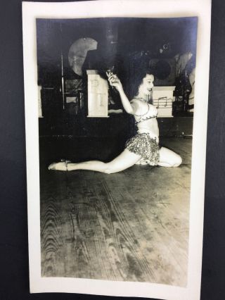Vtg Young Cute Woman Snapshot Photo Burlesque Belly Dancer Legs Heels Pin Up I