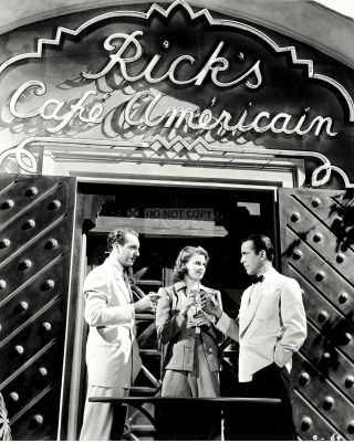 Humphrey Bogart,  Paul Henreid & Ingrid Bergman " Casablanca " 8x10 Photo (da - 500)