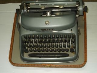 Antique Alpina Typewriter With Hard Case / Western Germany