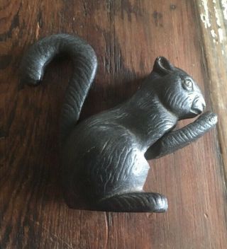 Vintage Cast Iron Squirrel Nut Cracker OLD Rare Doorstop Hubley???? 4