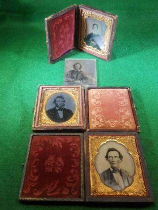 Antique Daguerreotype Family Of 4 Photos 3 With Case - 1850s 1/4 Plate