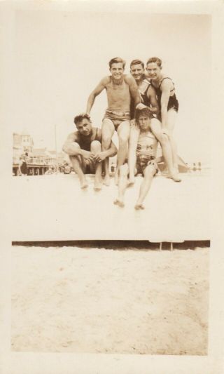Vintage Photo Group Of Men At Beach Posing Bathing Suits Bulge Gay Int Affection